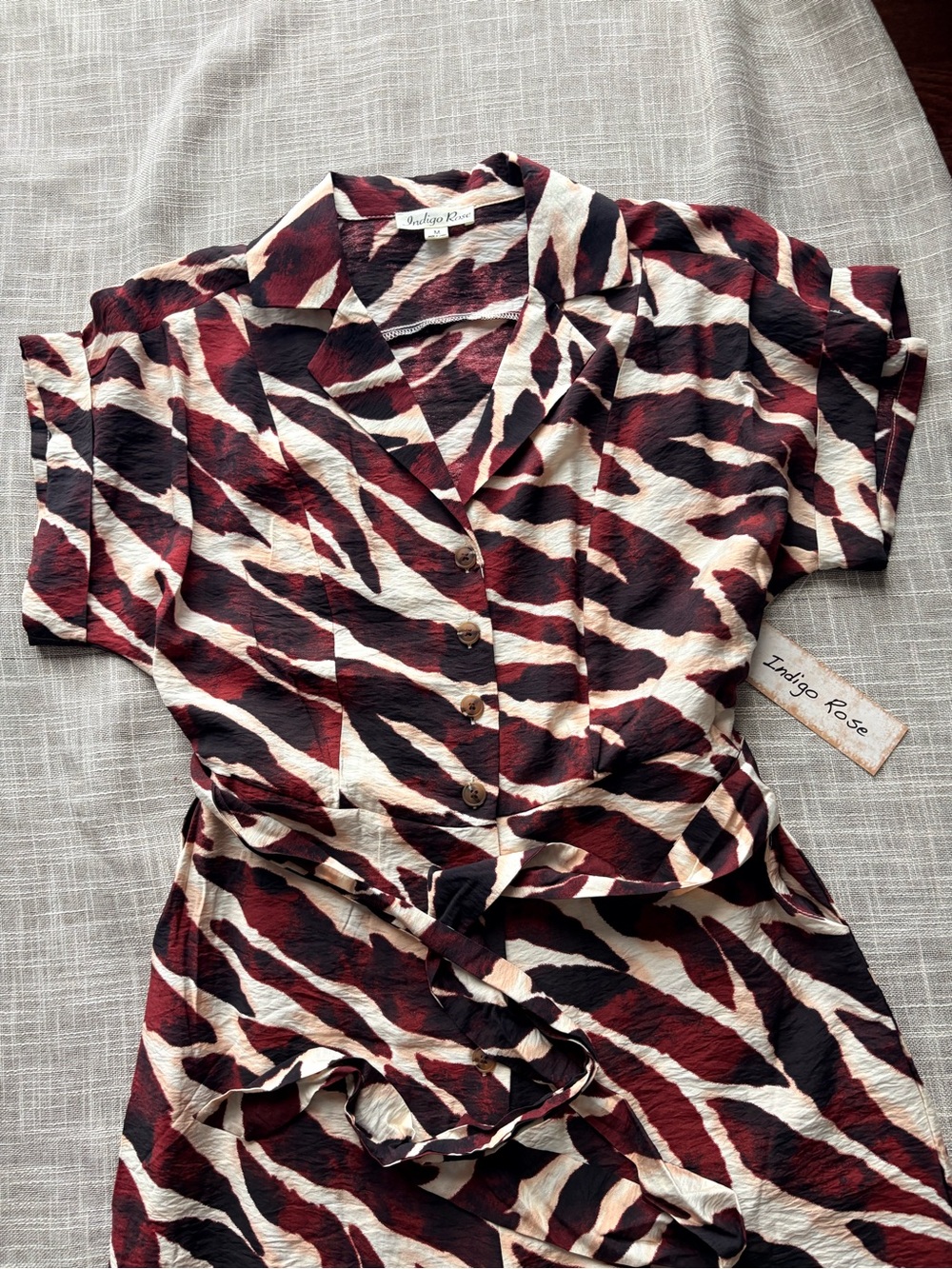 Women’s Jumpsuit  Short Sleeve Wide leg| Burgundy & Cream Animal Print| Size M - Picture 4 of 7